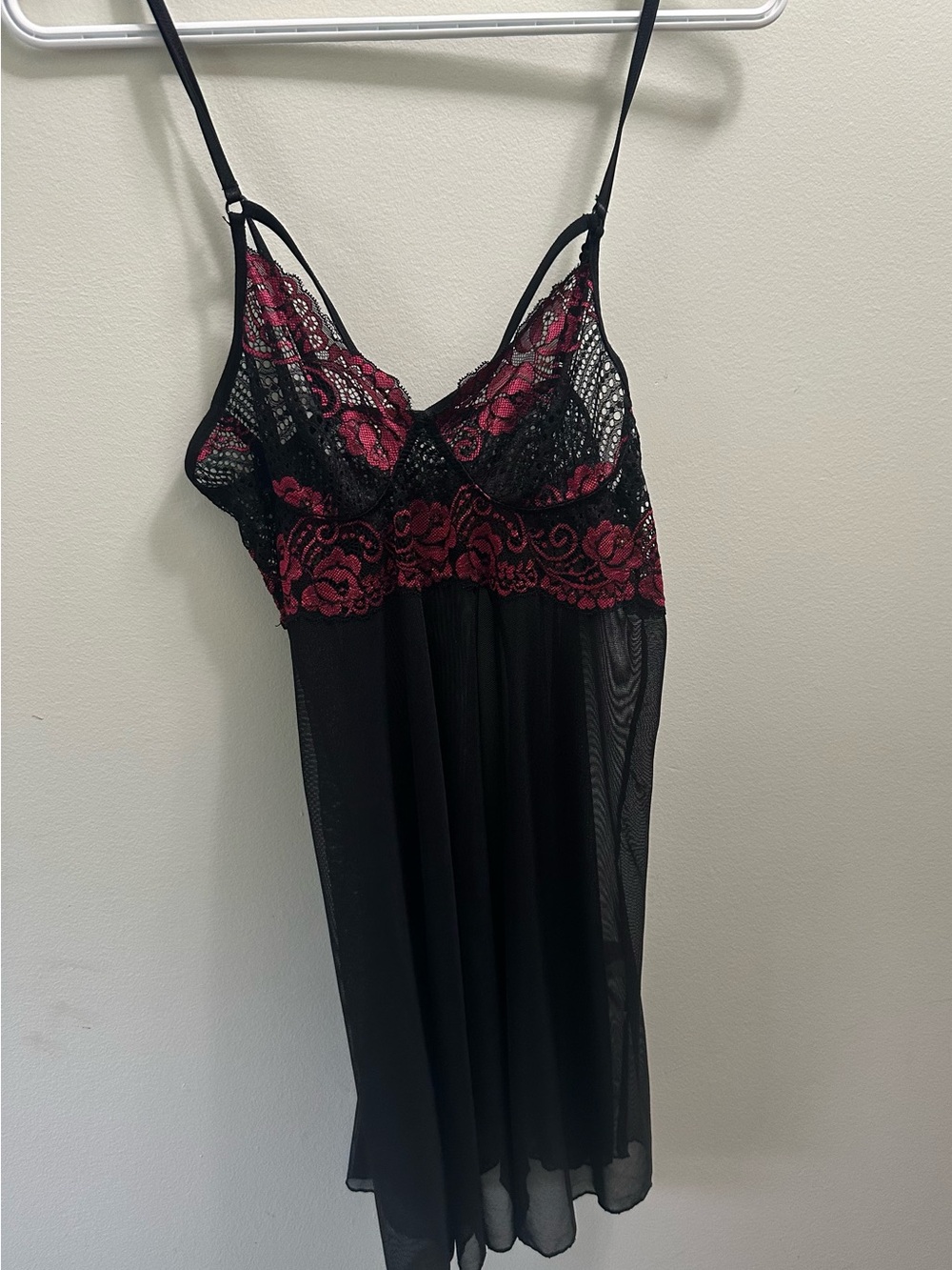 SHEIN Sexy Black & Red Lace Slip Dress - Size M, 26” Lengt